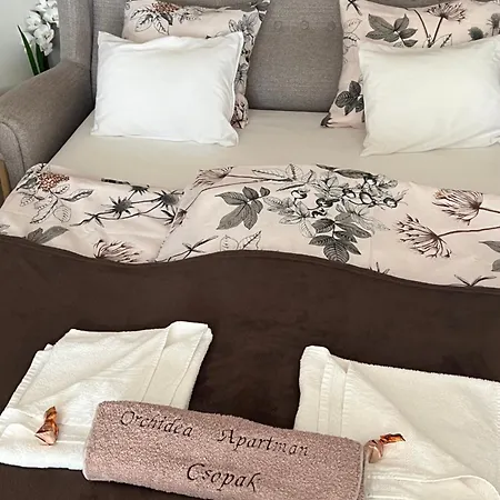 Orchidea Apartman *